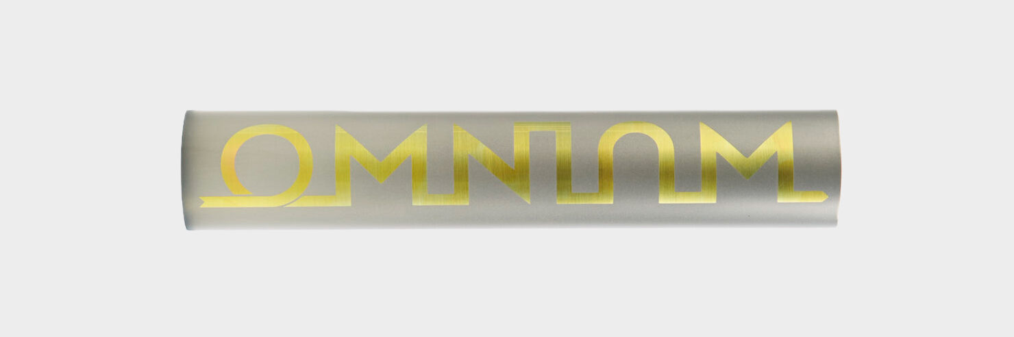 OMNIUM_2025_BLASTED_GOLD-FLAT-PRESS_72dpi