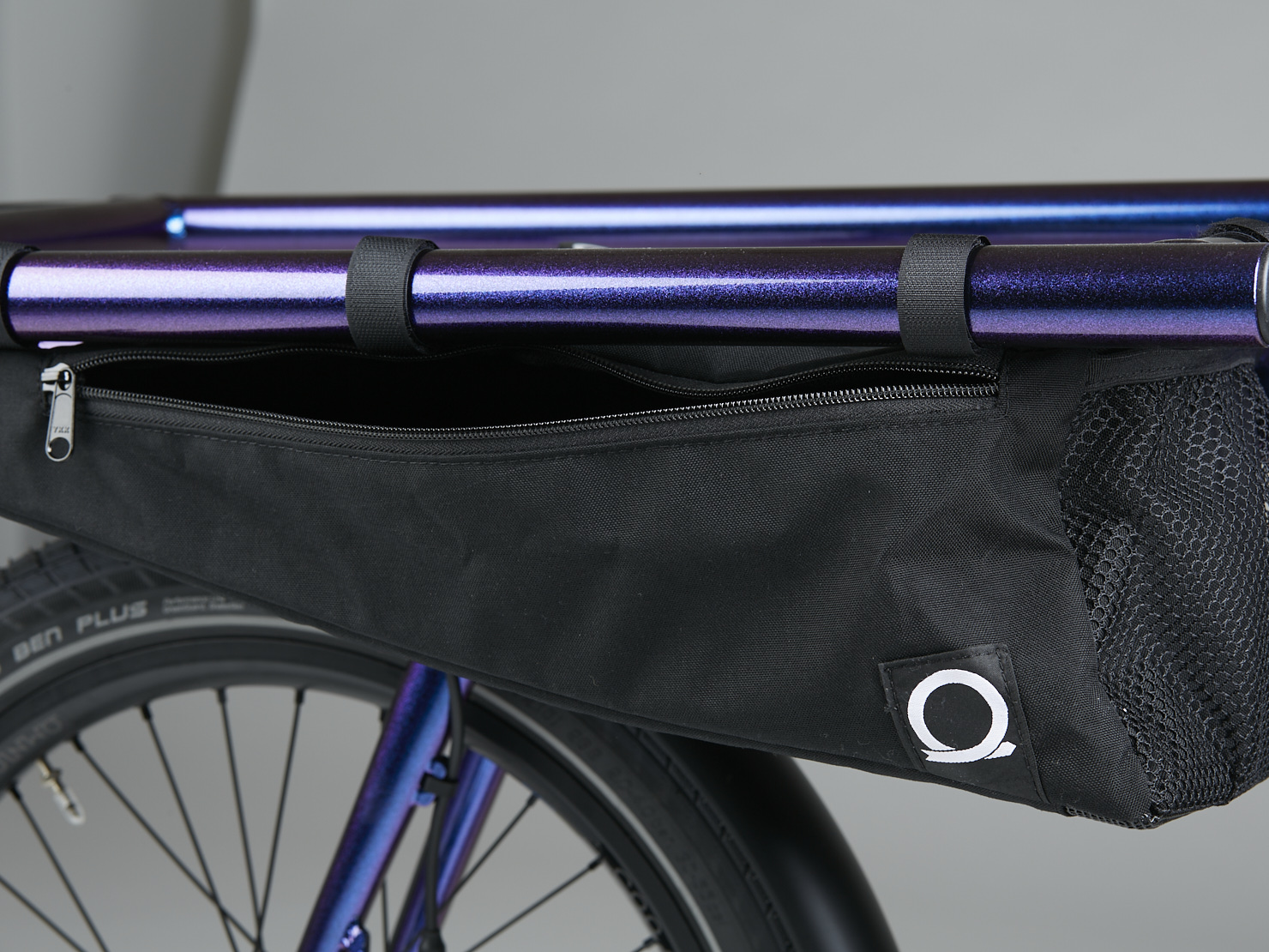The Mini-Max Wedgie Bag V2 - OMNIUM Cargo Official Shop