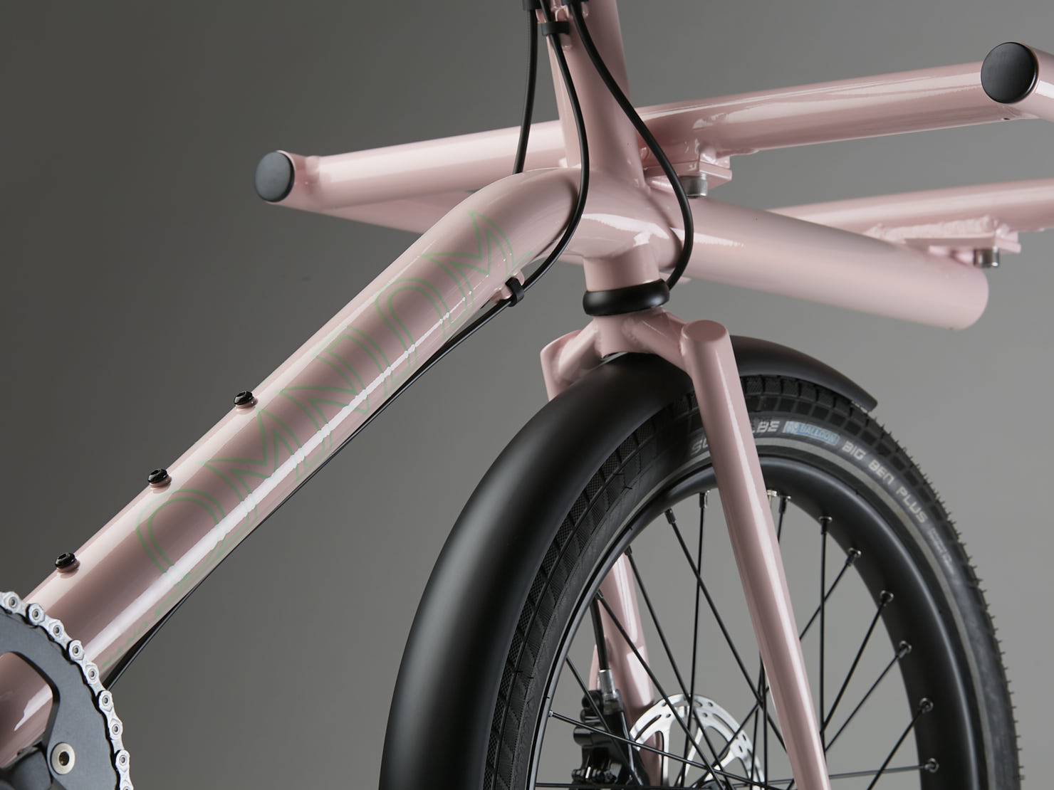 OMNIUM_2025_NANO_PINK 9