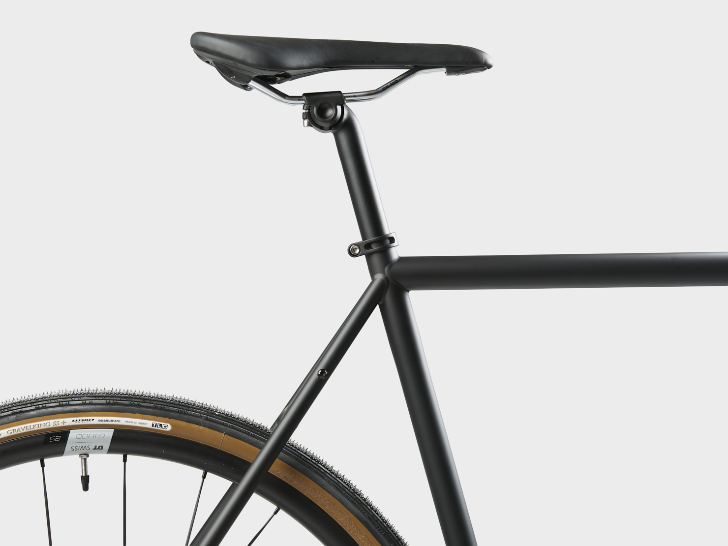 OMNIUM_2025_CXC_V4_PIRATE 1